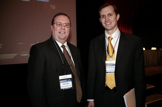 Kirby Ikin,  Chairman of the NSS Board of Directors, and George Whitesides, NSS Executive Director, pose at the International Space Development Conference